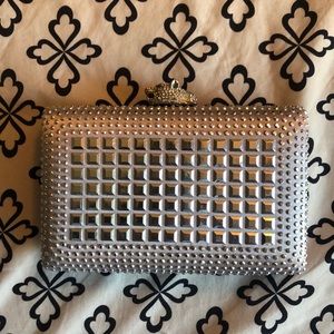 Silver clutch